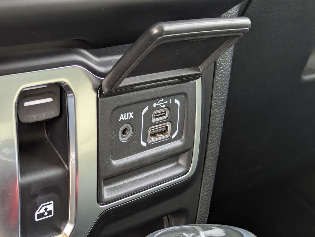 2022 Jeep Wrangler Willys