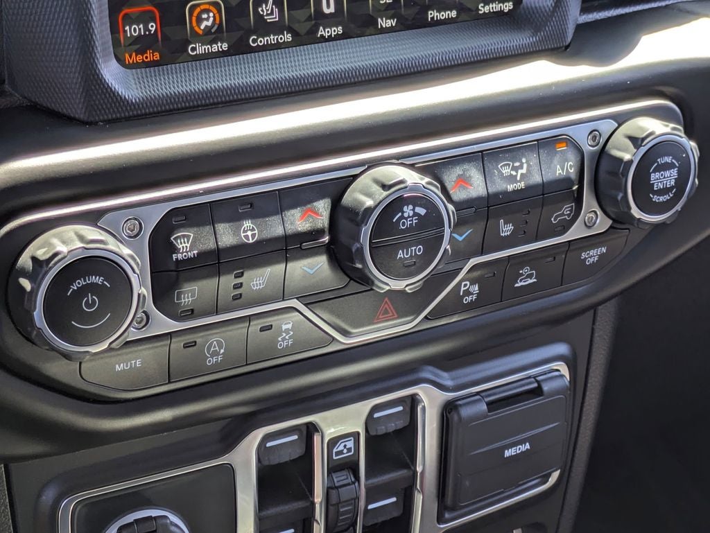 2021 Jeep Wrangler Unlimited Sahara High Altitude