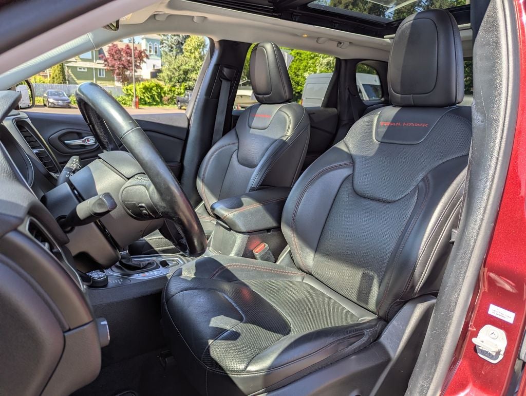 2020 Jeep Cherokee Trailhawk