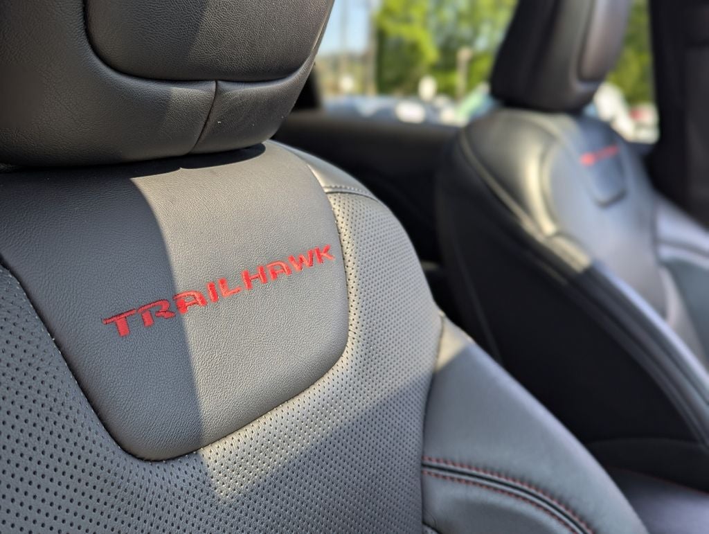 2020 Jeep Cherokee Trailhawk
