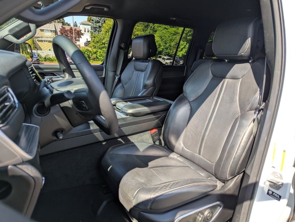 2023 Jeep Wagoneer L Series II