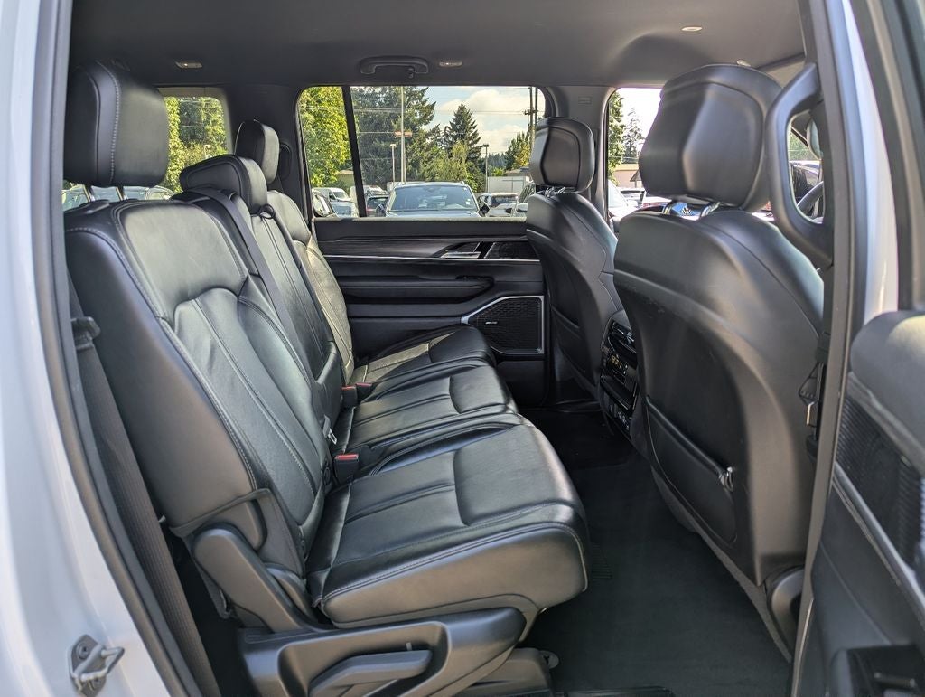 2023 Jeep Wagoneer L Series II