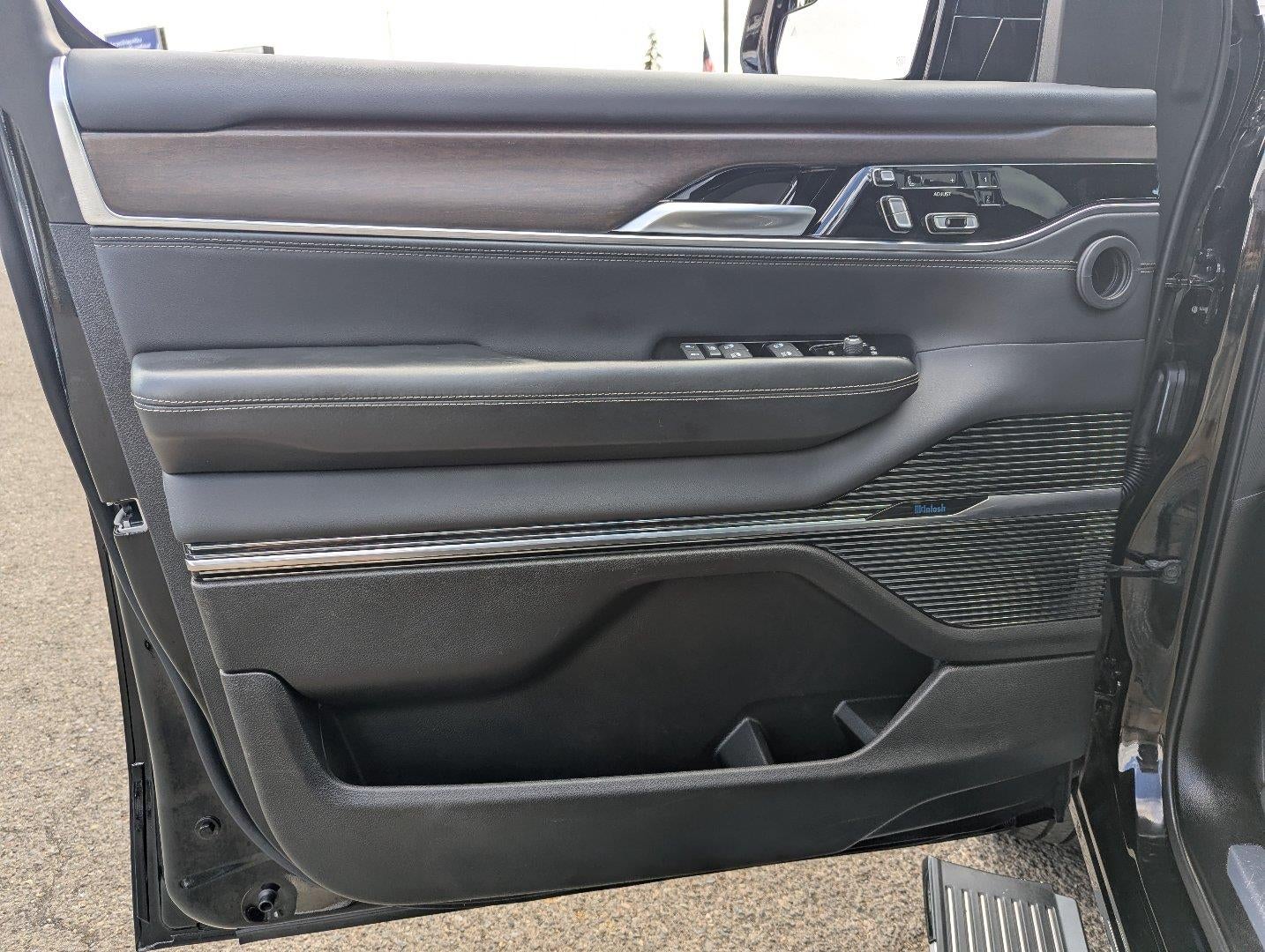 2024 Jeep Grand Wagoneer L 4X4