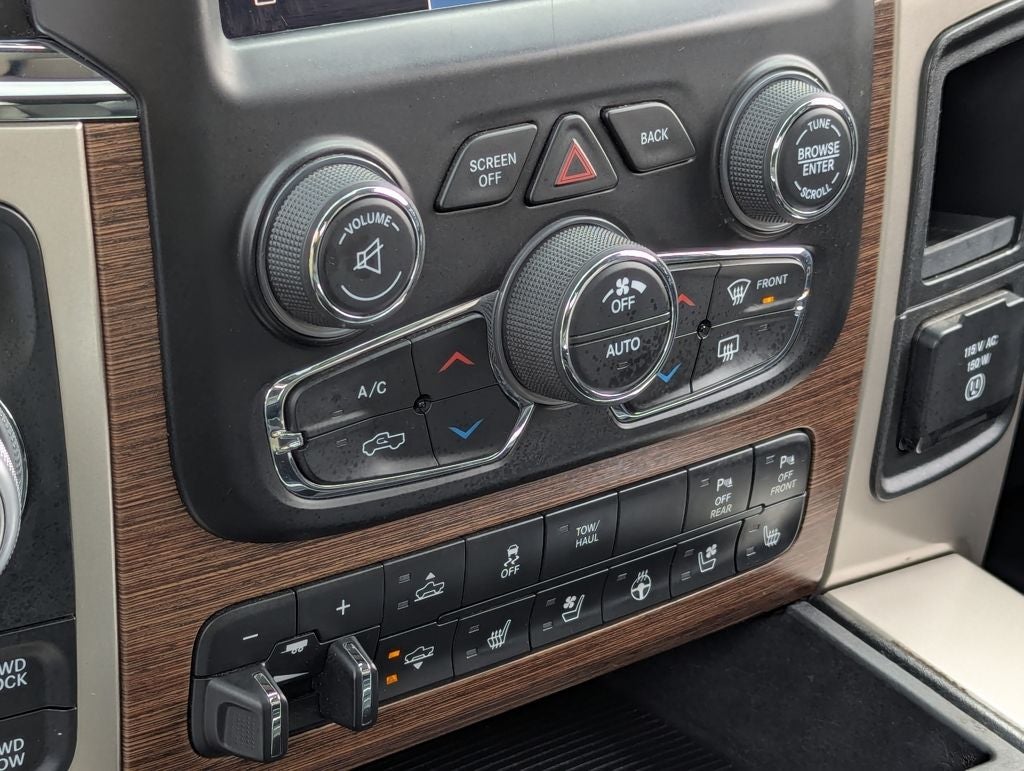 2015 RAM 1500 Laramie