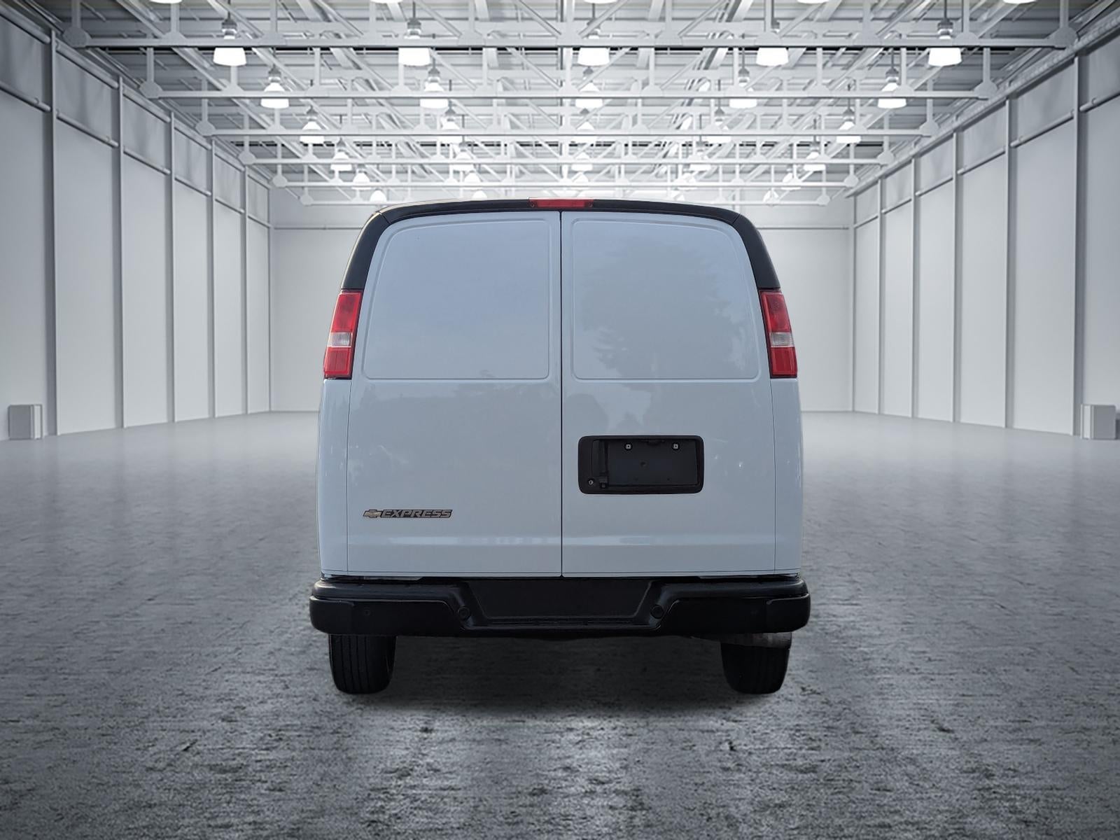 2022 Chevrolet Express Cargo Van RWD 2500 135