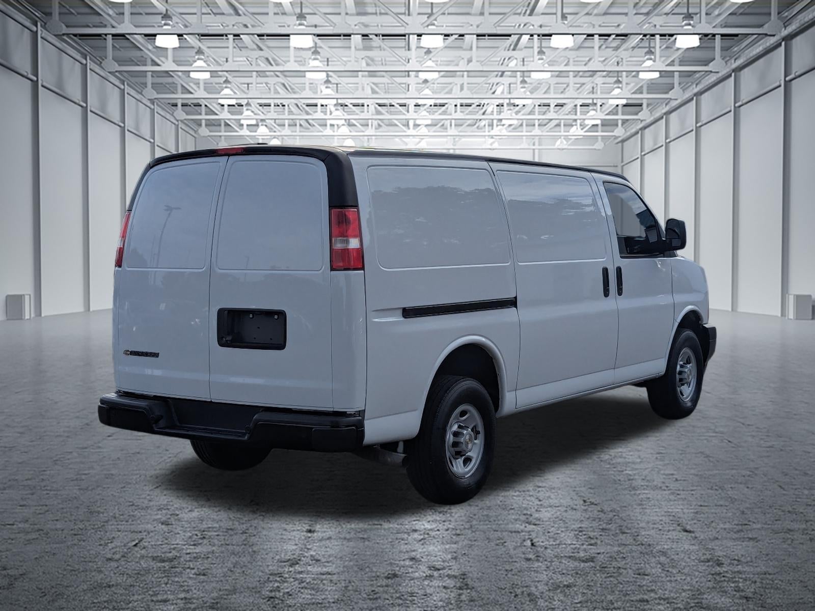2022 Chevrolet Express Cargo Van RWD 2500 135