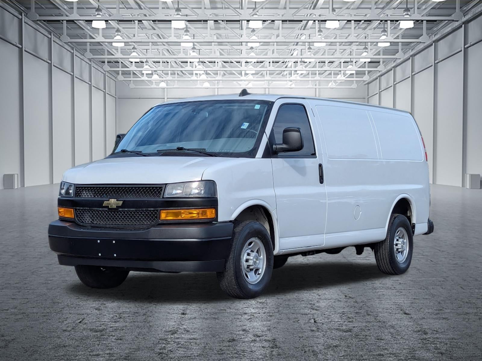 2022 Chevrolet Express Cargo Van RWD 2500 135