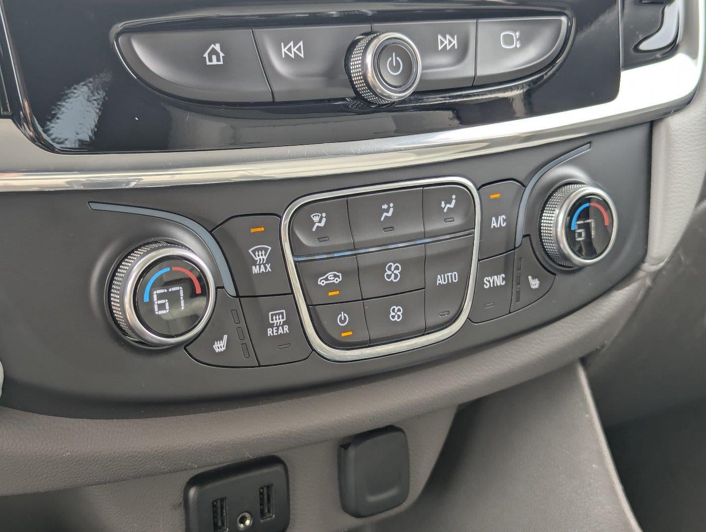 2018 Chevrolet Traverse LT Cloth