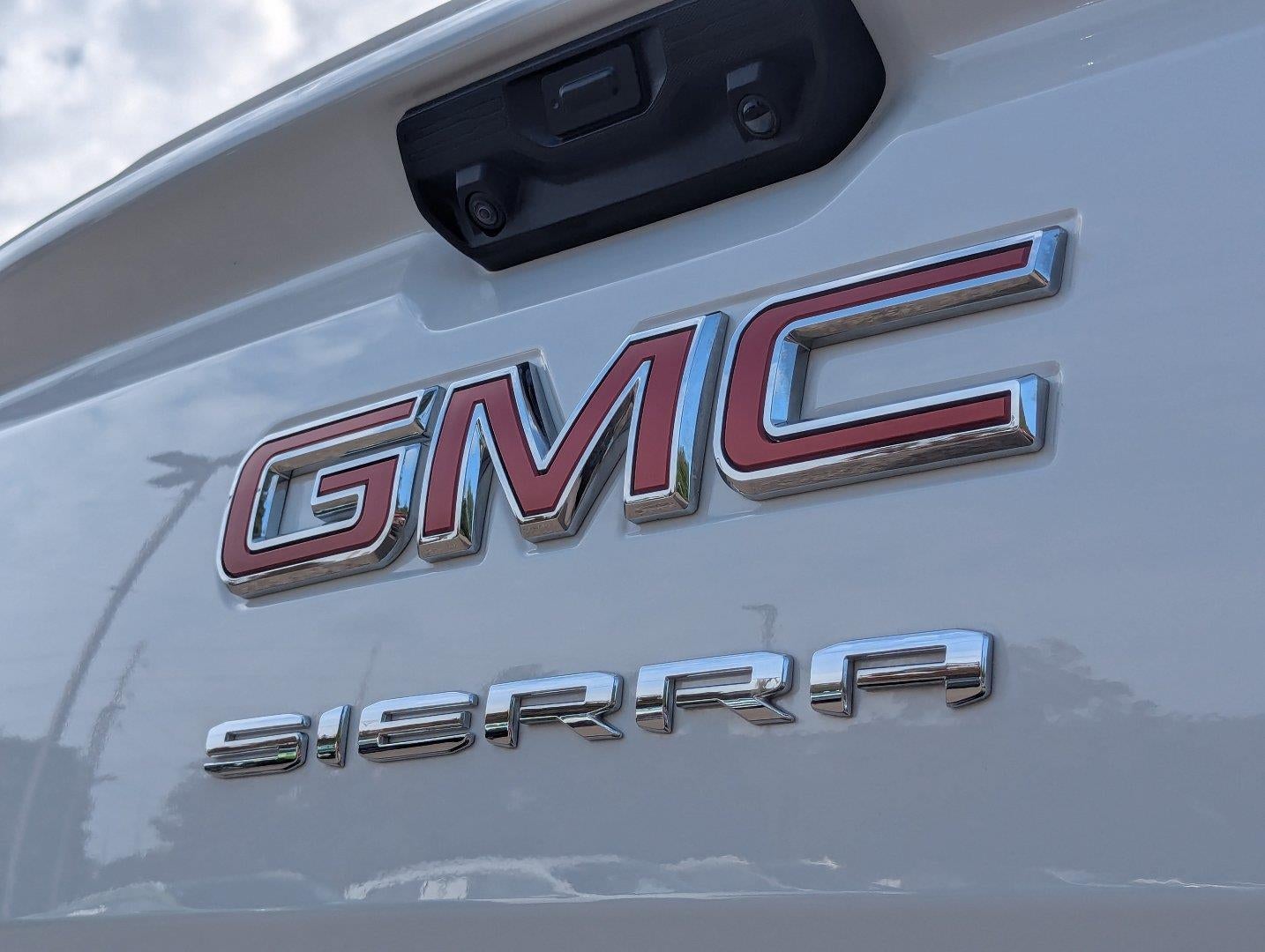 2024 GMC Sierra 1500 SLE