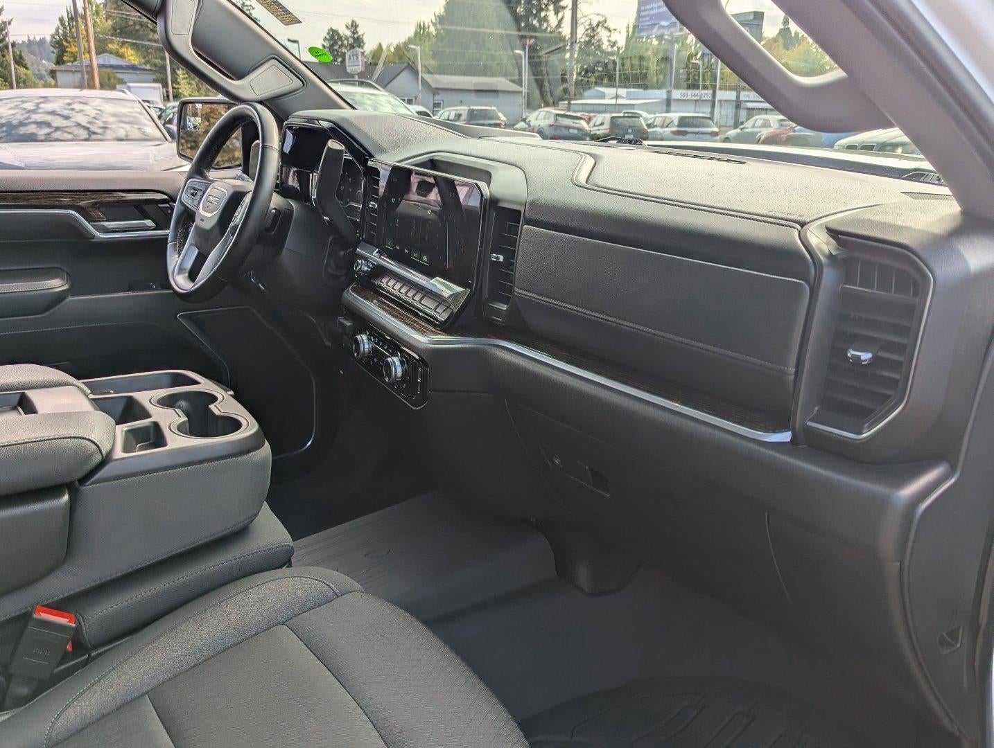 2024 GMC Sierra 1500 SLE