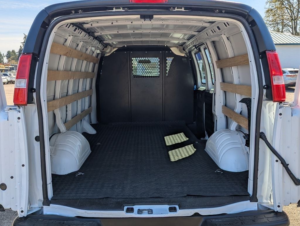 2024 GMC Savana Cargo Van Work Van