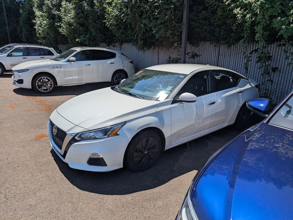 Used 2019 Nissan Altima S with VIN 1N4BL4BV2KC230839 for sale in Gladstone, OR