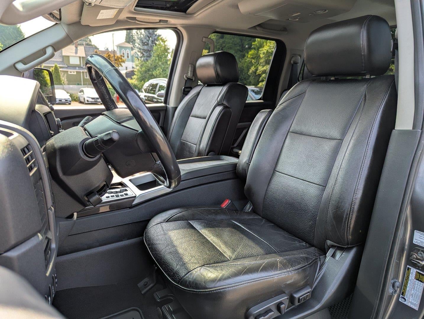2015 Nissan Titan SL