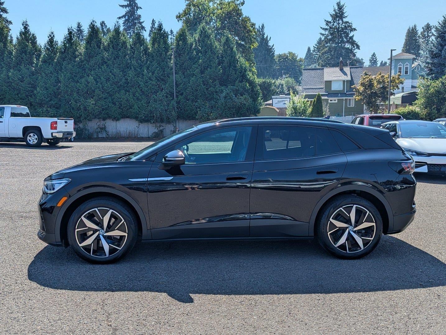 Used 2023 Volkswagen ID.4 S with VIN 1V25MPE89PC014617 for sale in Gladstone, OR