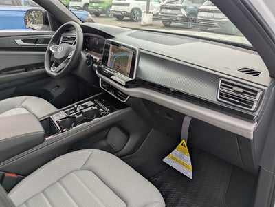 2026 Volkswagen Atlas Cross Sport 2.0T SEL R-Line Black