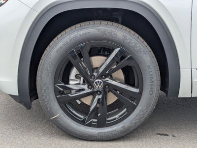 2026 Volkswagen Atlas Cross Sport 2.0T SEL R-Line Black