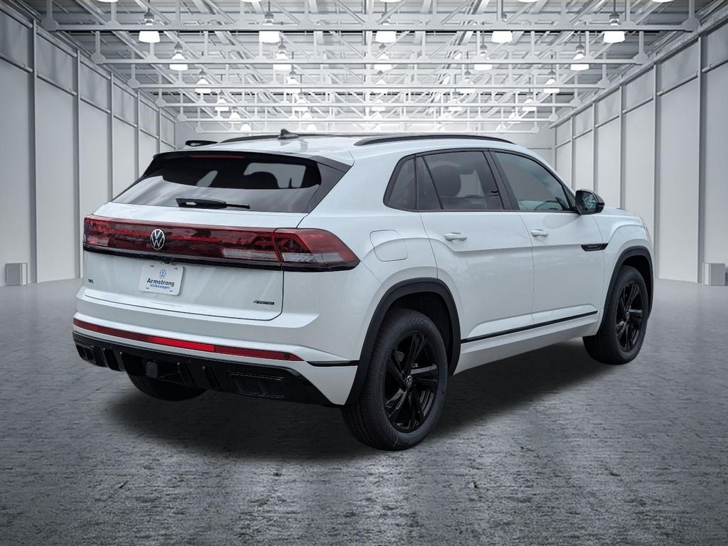2026 Volkswagen Atlas Cross Sport 2.0T SEL R-Line Black