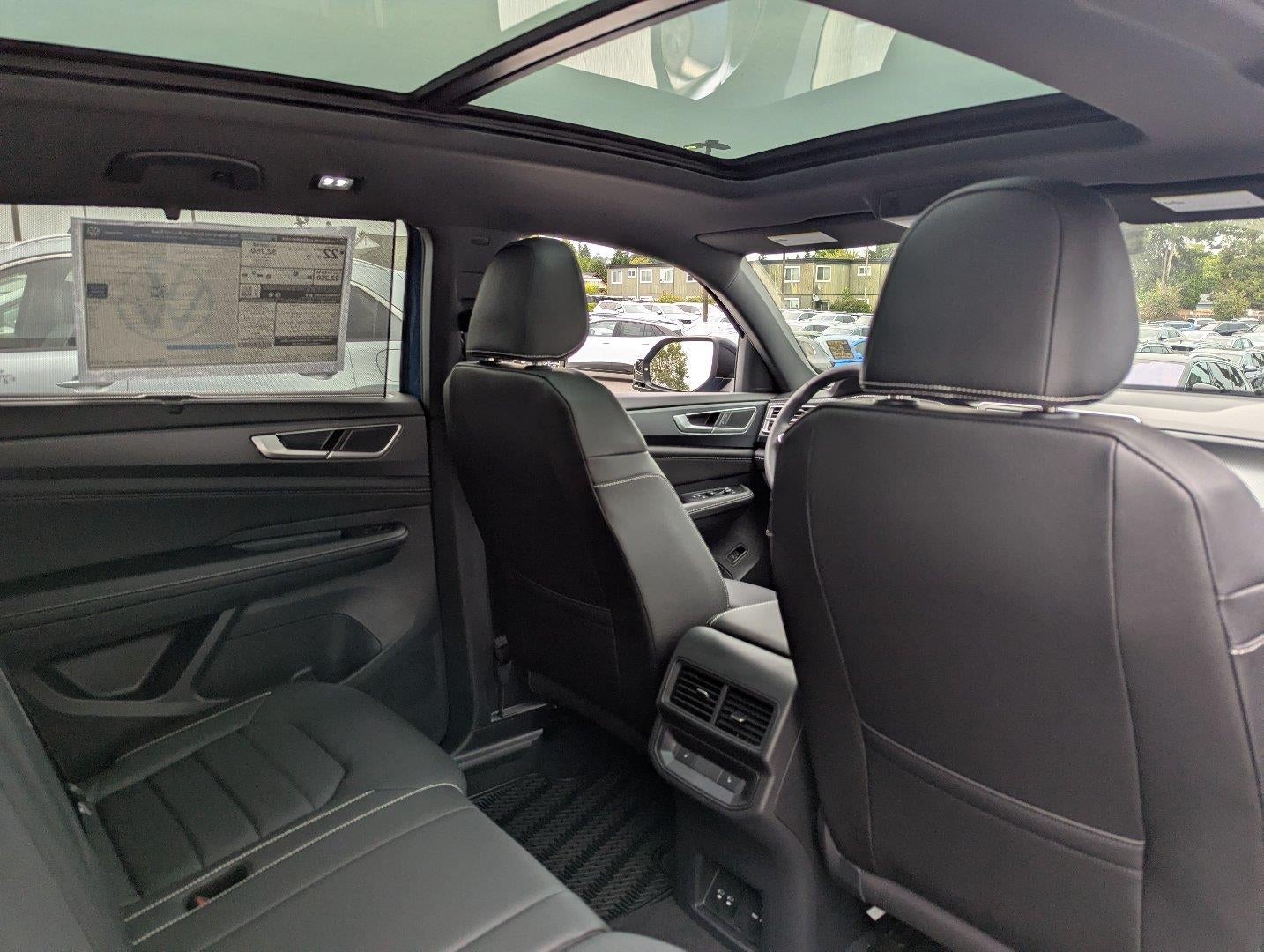 2026 Volkswagen Atlas Cross Sport 2.0T SEL R-Line Black