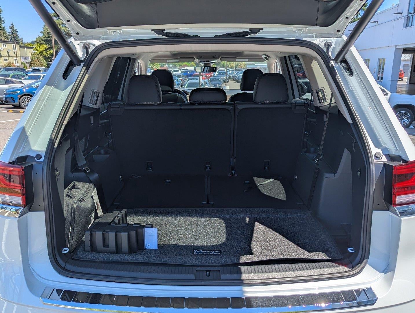 2026 Volkswagen Atlas 2.0T SEL