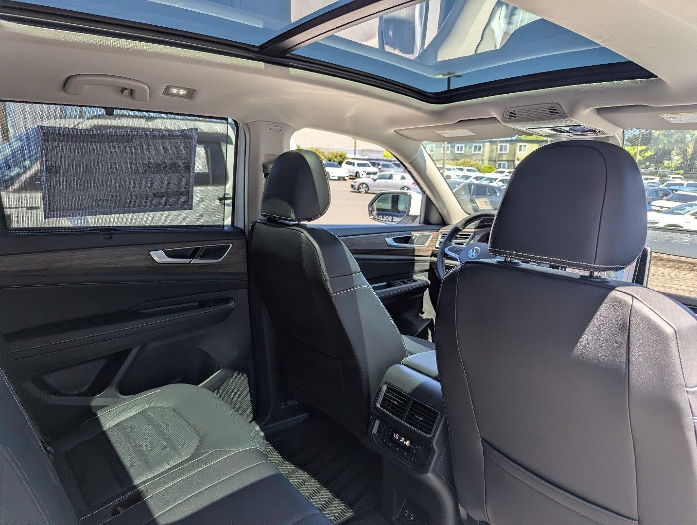 2026 Volkswagen Atlas 2.0T SEL