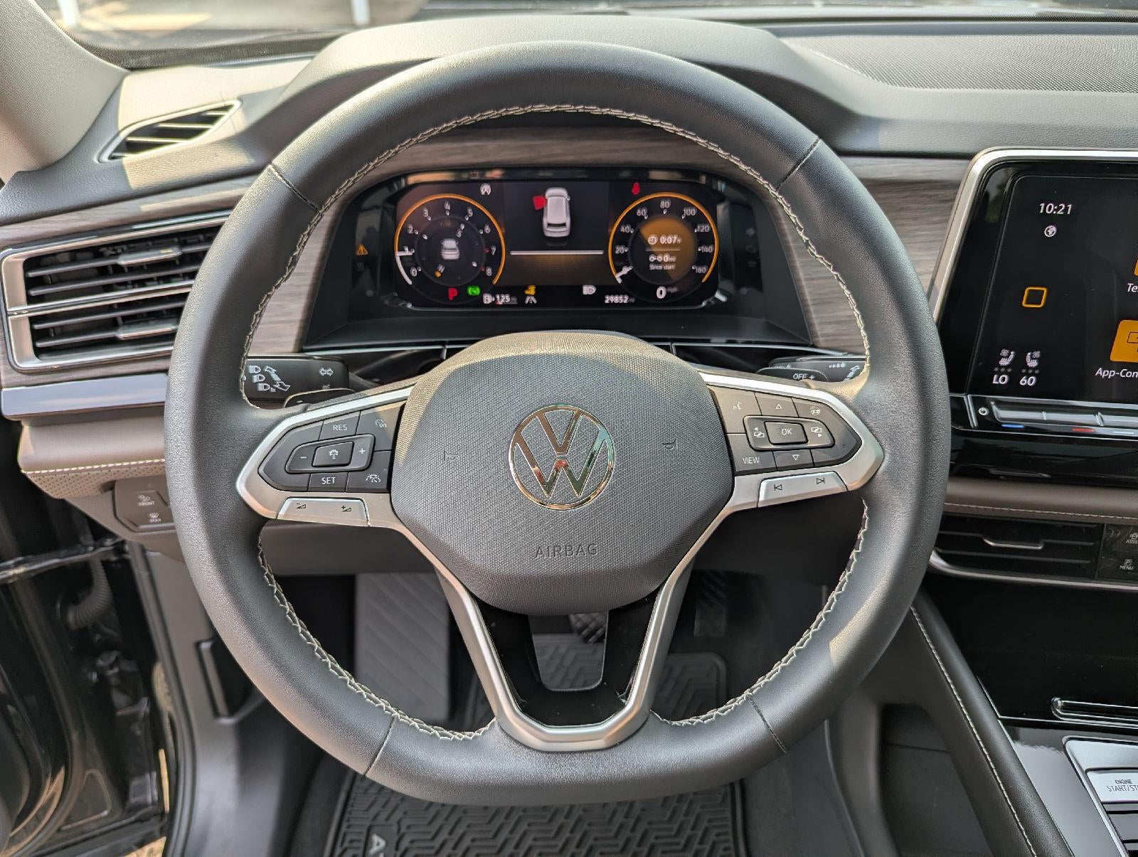 2024 Volkswagen Atlas 2.0T SEL