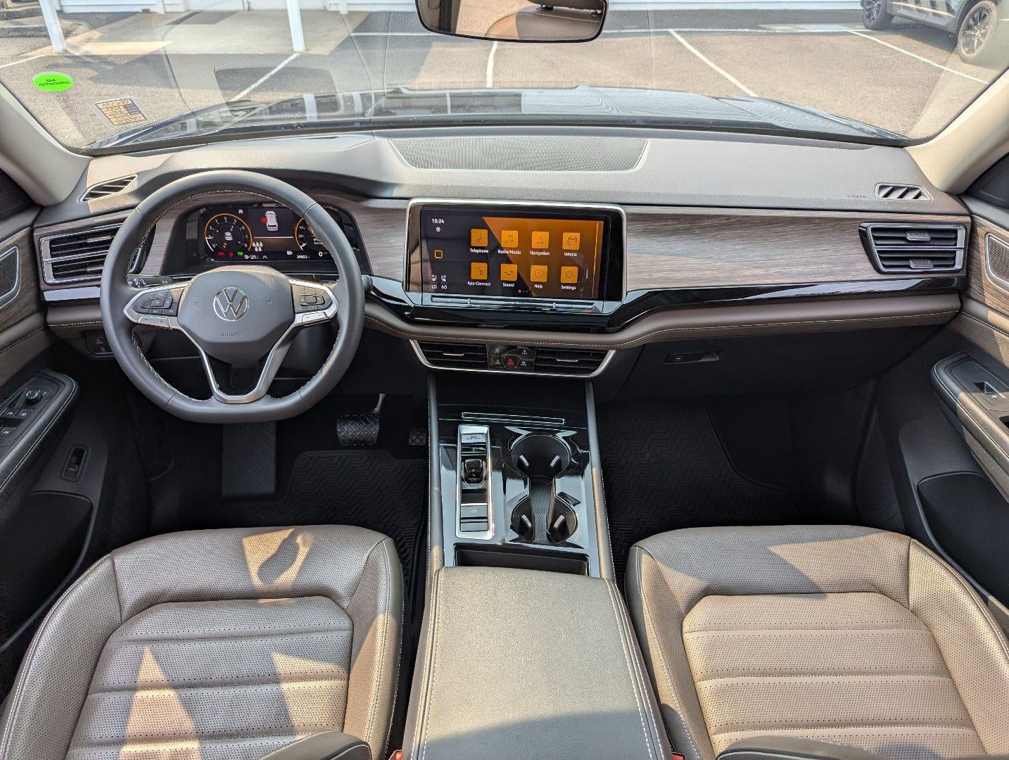 2024 Volkswagen Atlas 2.0T SEL