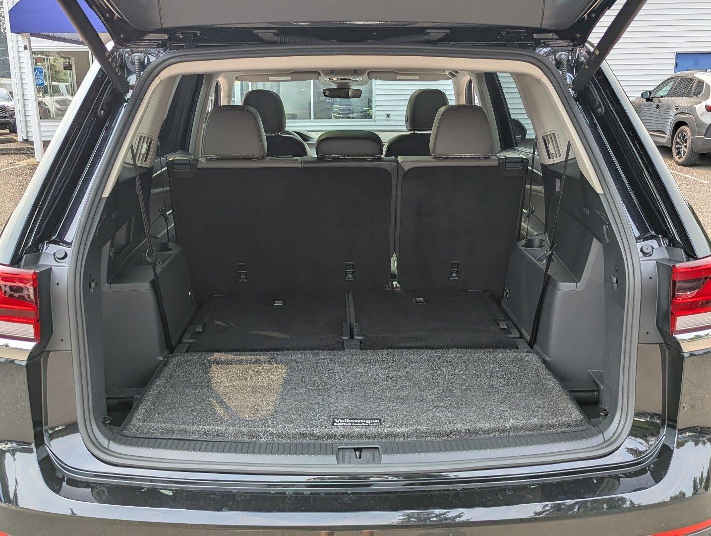 2024 Volkswagen Atlas 2.0T SEL