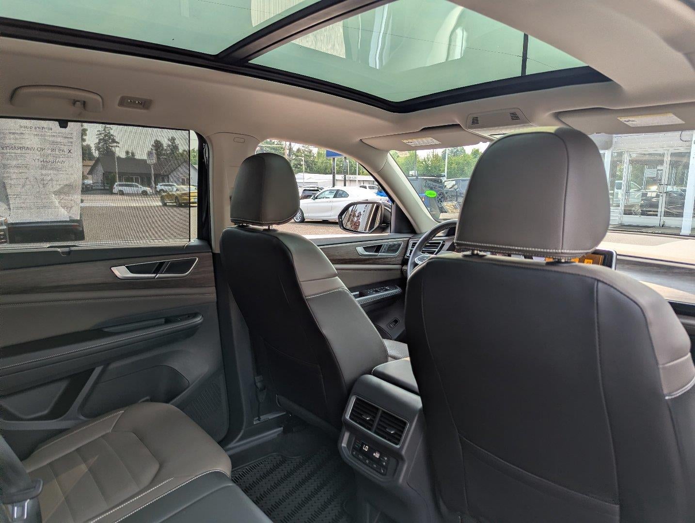 2024 Volkswagen Atlas 2.0T SEL