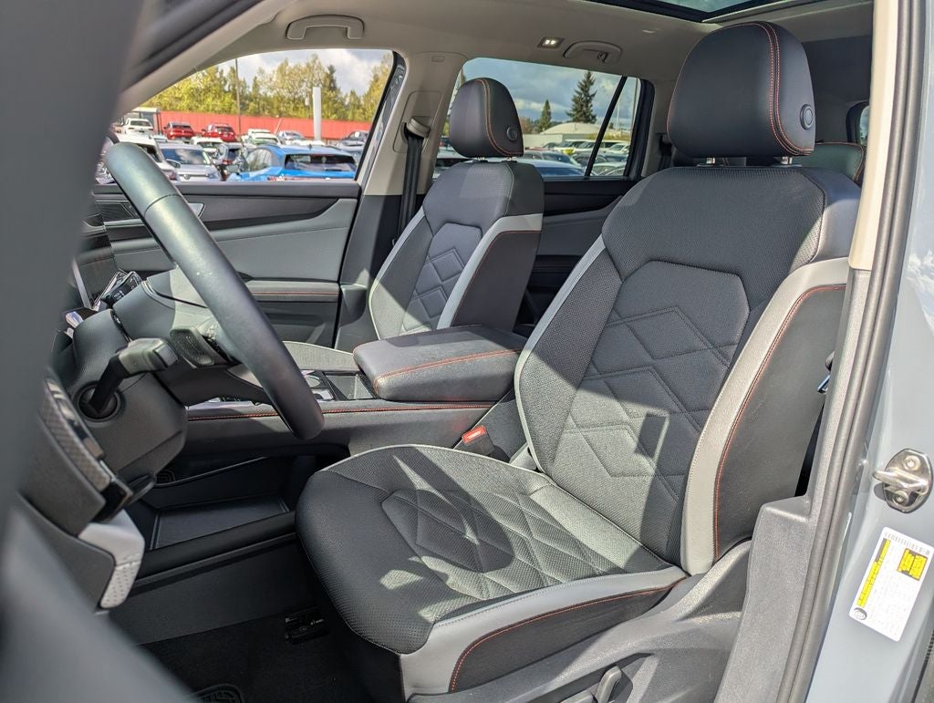2025 Volkswagen Atlas 2.0T Peak Edition