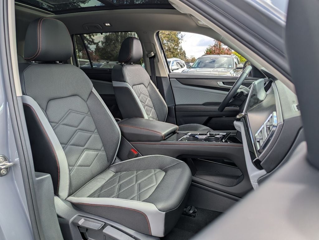 2025 Volkswagen Atlas 2.0T Peak Edition