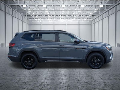 2025 Volkswagen Atlas 2.0T Peak Edition