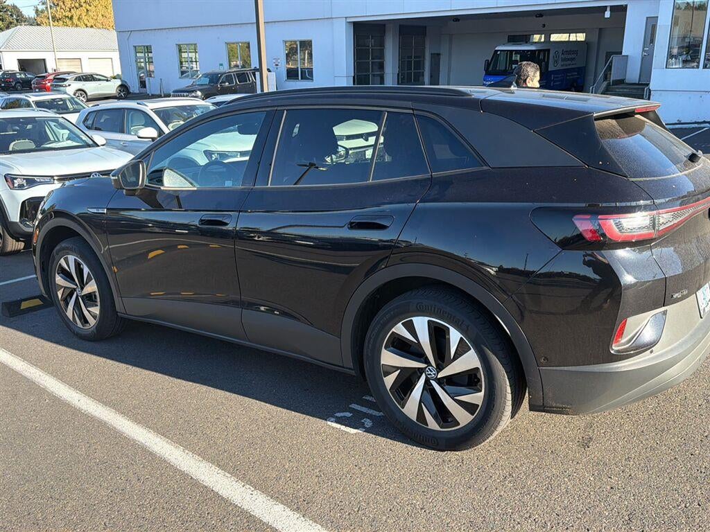 Used 2023 Volkswagen ID.4 PRO with VIN 1V2DNPE80PC031198 for sale in Gladstone, OR