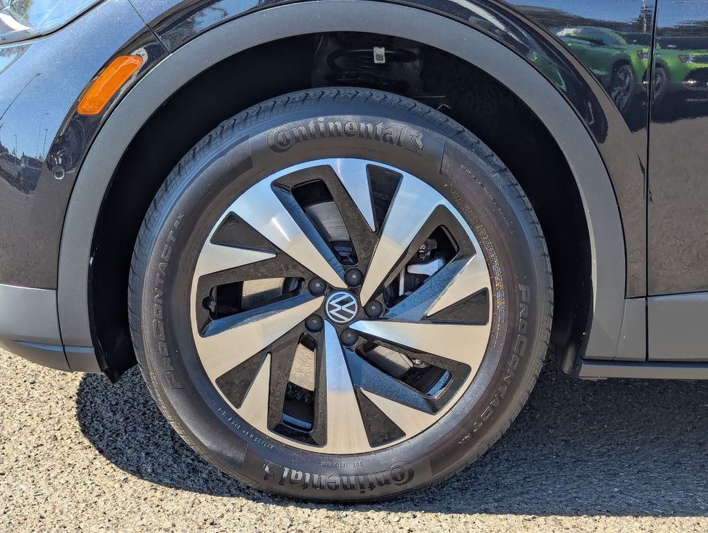 2023 Volkswagen ID.4 Pro