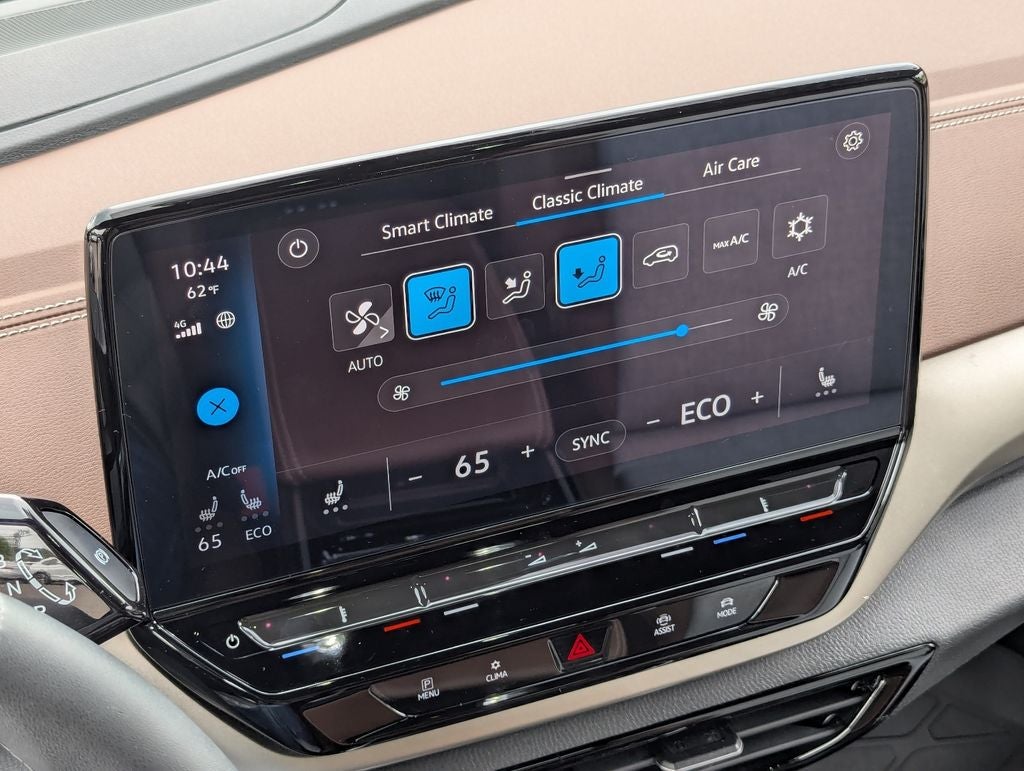 2023 Volkswagen ID.4 Pro