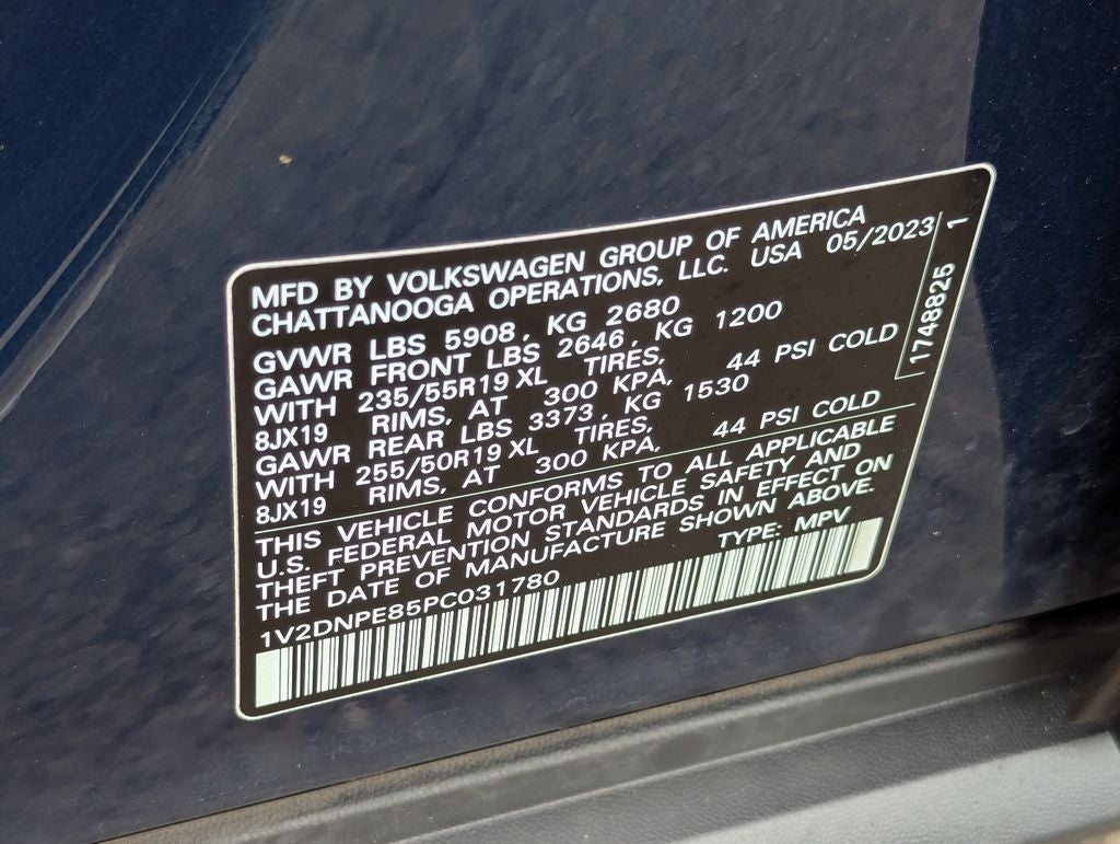 2023 Volkswagen ID.4 Pro
