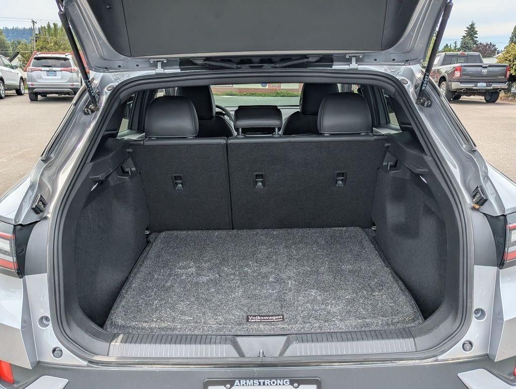 2023 Volkswagen ID.4 Pro