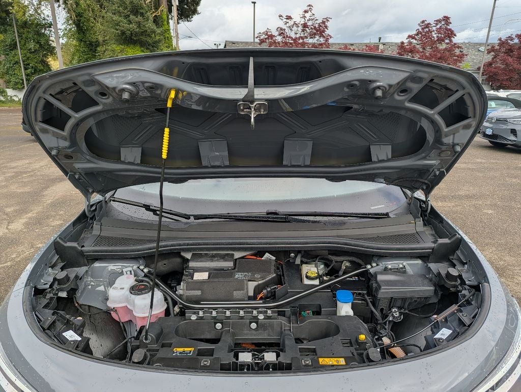 2023 Volkswagen ID.4 Pro