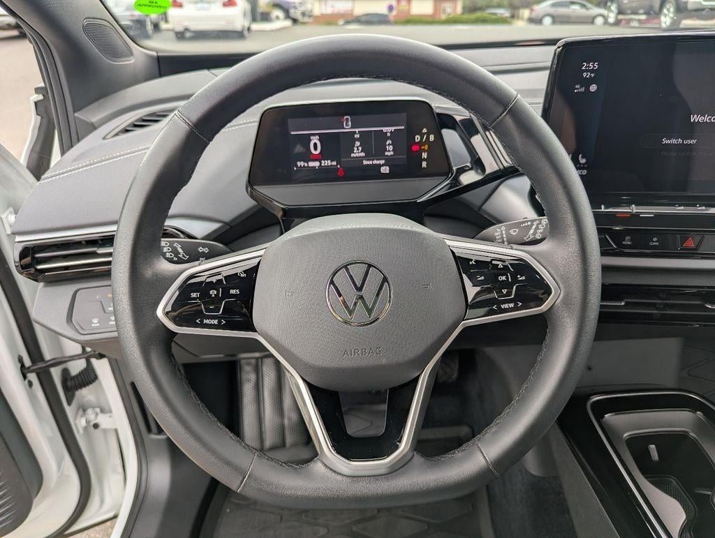 2023 Volkswagen ID.4 Pro