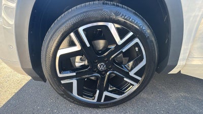 2027 Volkswagen Atlas 2.0T SEL