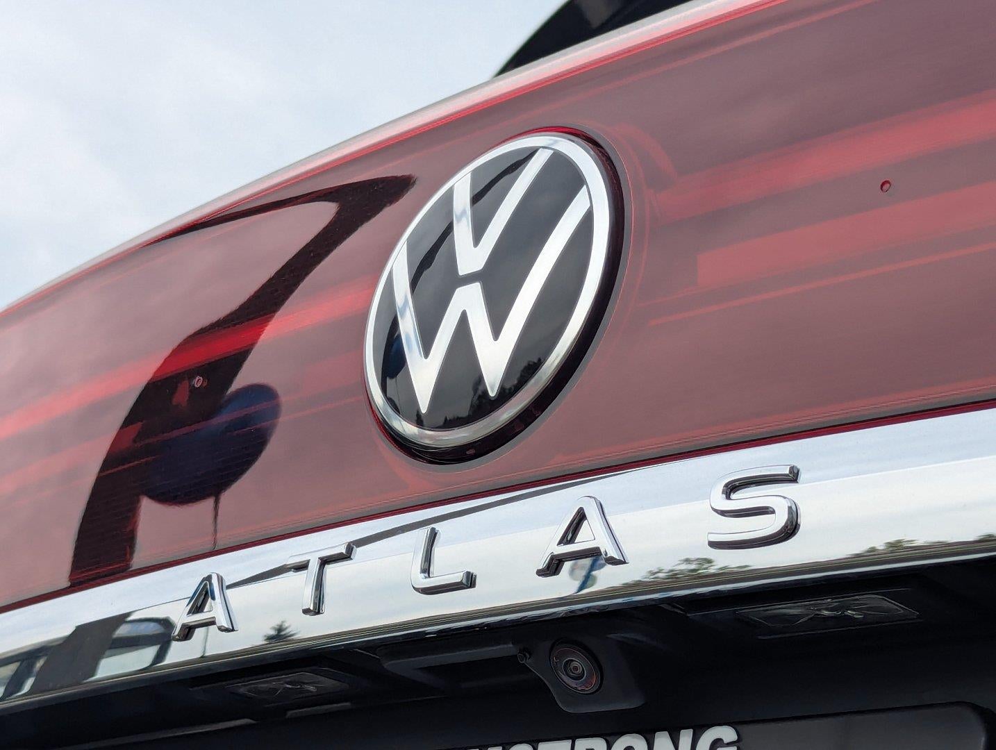 2026 Volkswagen Atlas Cross Sport 2.0T SEL Premium R-Line