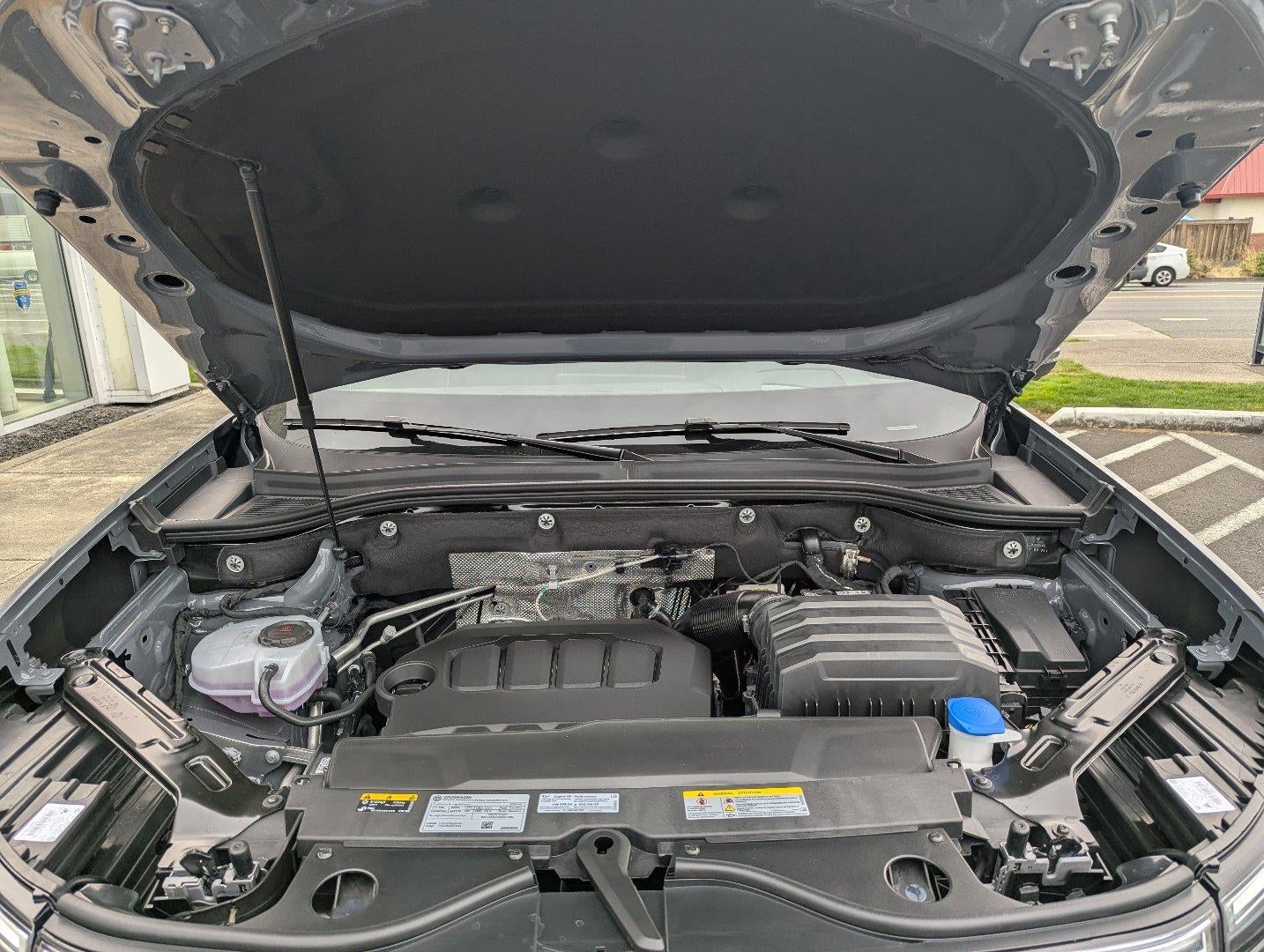 2026 Volkswagen Atlas Cross Sport 2.0T SEL Premium R-Line