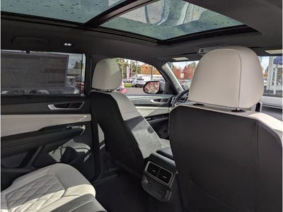 2026 Volkswagen Atlas Cross Sport 2.0T SEL Premium R-Line