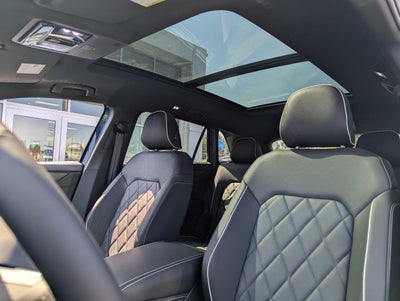 2026 Volkswagen Atlas Cross Sport 2.0T SEL Premium R-Line