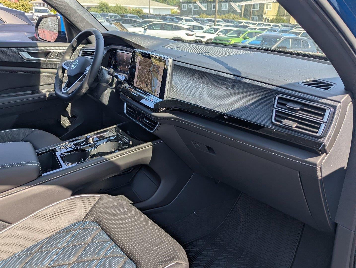 2026 Volkswagen Atlas Cross Sport 2.0T SEL Premium R-Line