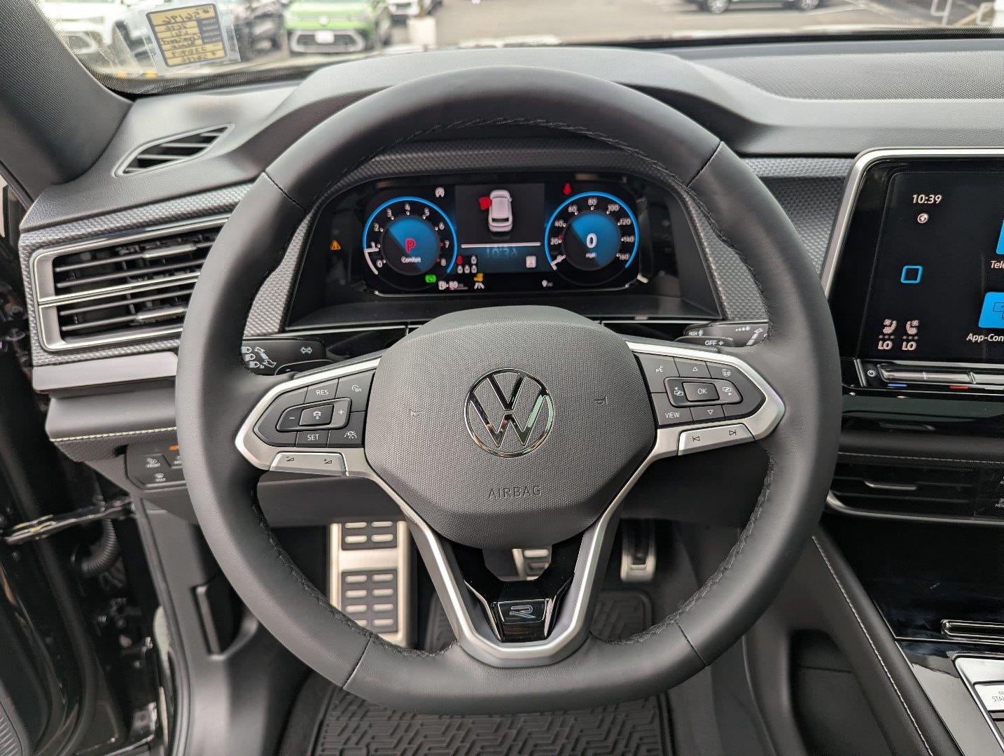 2026 Volkswagen Atlas Cross Sport 2.0T SEL Premium R-Line