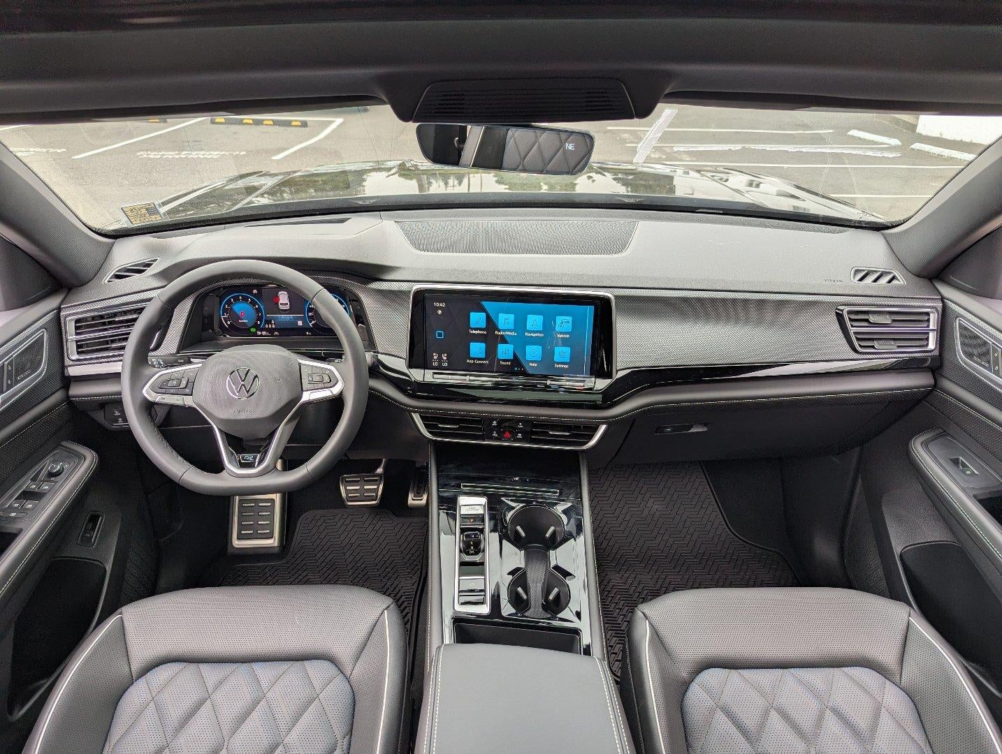 2026 Volkswagen Atlas Cross Sport 2.0T SEL Premium R-Line