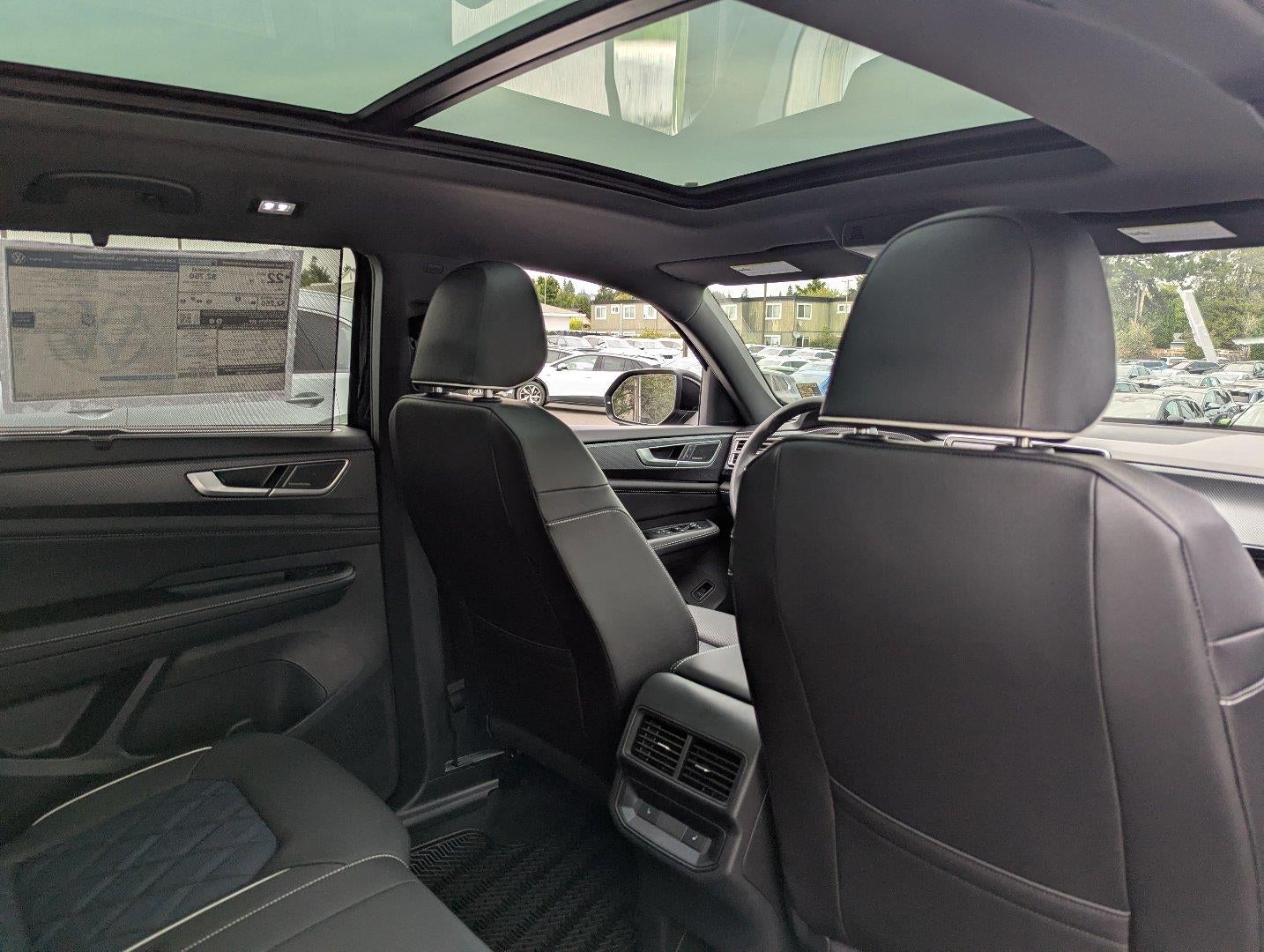 2026 Volkswagen Atlas Cross Sport 2.0T SEL Premium R-Line