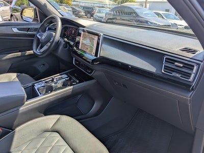 2024 Volkswagen Atlas Cross Sport 2.0T SEL Premium R-Line