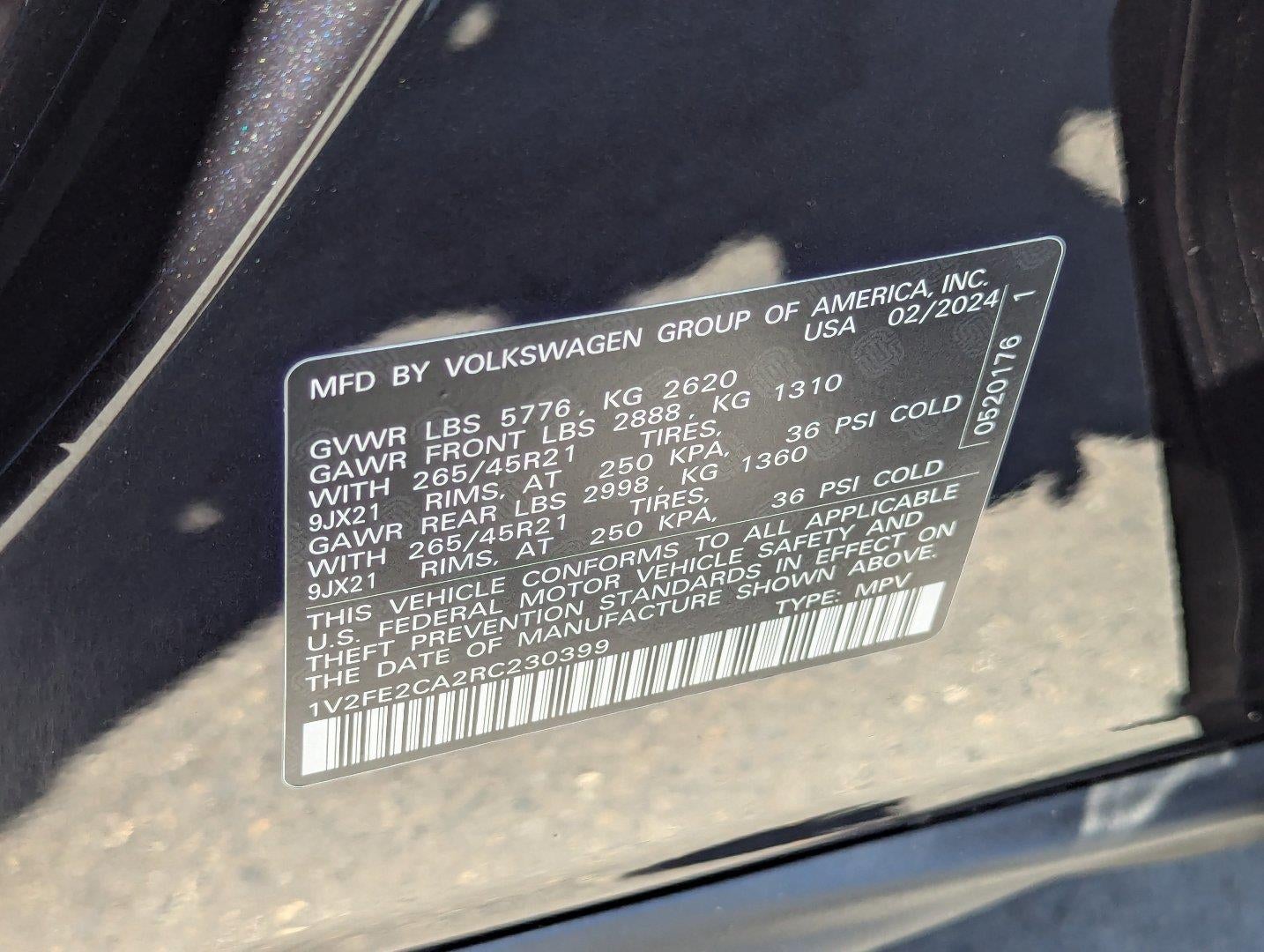 2024 Volkswagen Atlas Cross Sport 2.0T SEL Premium R-Line
