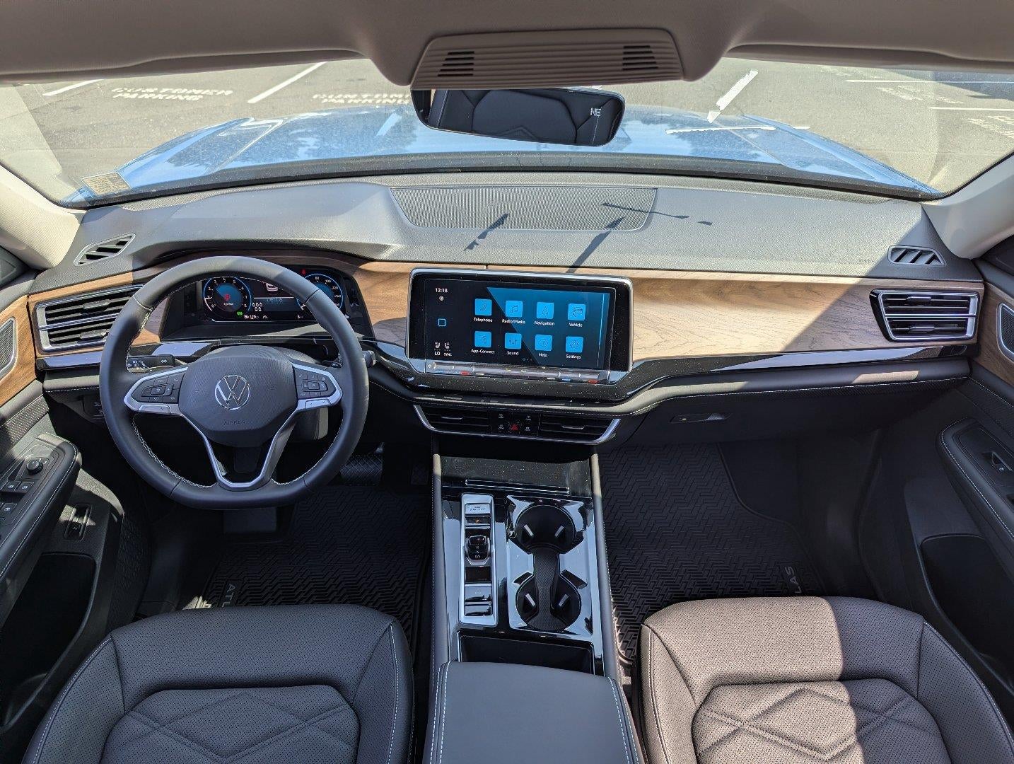 2026 Volkswagen Atlas 2.0T SE W/TECHNOLOGY